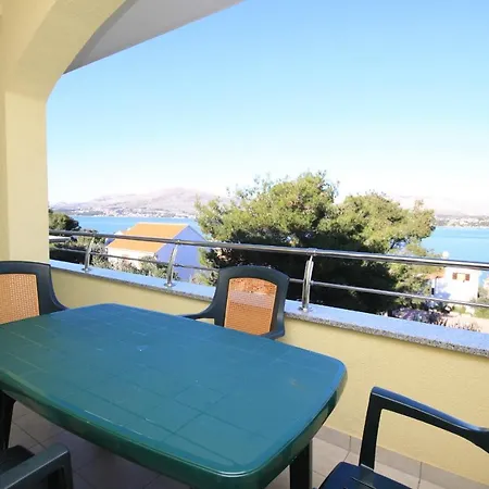 Family Friendly Apartments With A Swimming Pool Okrug Gornji, Ciovo - 8626 Apartment Trogir
