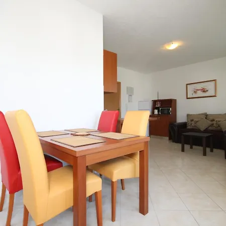 Family Friendly Apartments With A Swimming Pool Okrug Gornji, Ciovo - 8626